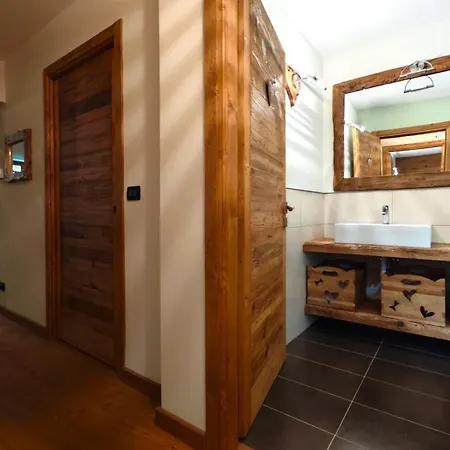 Hostdomus - Flower Loft Appartement Cesana Torinese