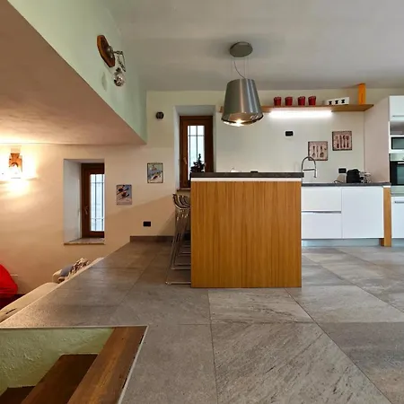 Hostdomus - Flower Loft Appartement Cesana Torinese