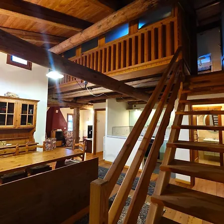 Hostdomus - Flower Loft * Cesana Torinese