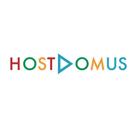 Appartamento Hostdomus - Flower Loft *