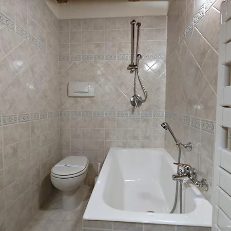 Hostdomus - Flower Loft Appartamento